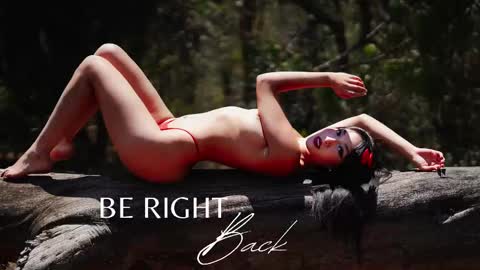 Zendaya online show from 02.15.25