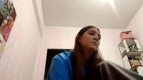 zeniabrossoit online show from 04.16.26