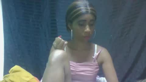 Snapshot of zeolineess chatting on 11.02.25 zeolineess online show from 11.02.25