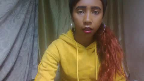 Snapshot of zeolineess chatting on 11.10.25 zeolineess online show from 11.10.25