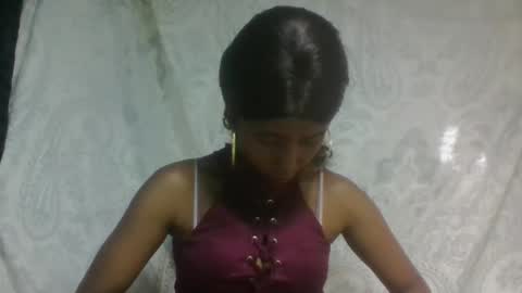 Snapshot of zeolineess chatting on 11.25.25 zeolineess online show from 11.25.25