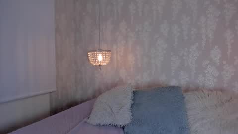 ZEPHYRA ANGELS online show from 09.10.25