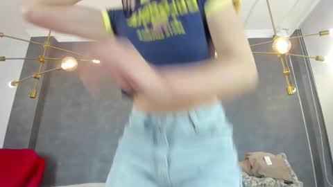 ZEPHYRA ANGELS online show from 12.02.25