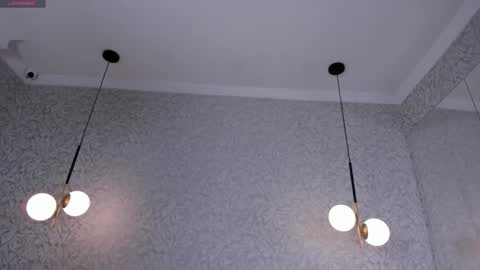 ZEPHYRA ANGELS online show from 12.22.25