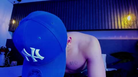 Snapshot of zeusjeff chatting on 02.11.25 zeus online show from 02.11.25