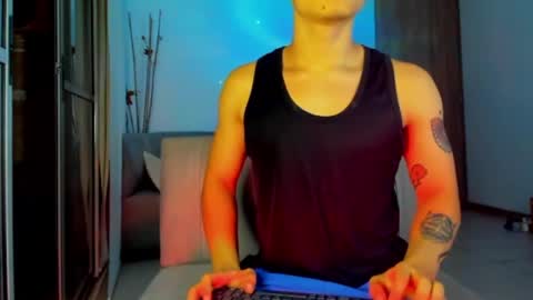 Snapshot of zeusjeff chatting on 02.19.25 zeus online show from 02.19.25