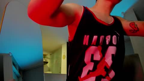 Snapshot of zeusjeff chatting on 10.21.25 zeus online show from 10.21.25