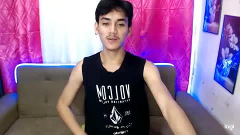 zavier skinny asian online show from 01.15.25