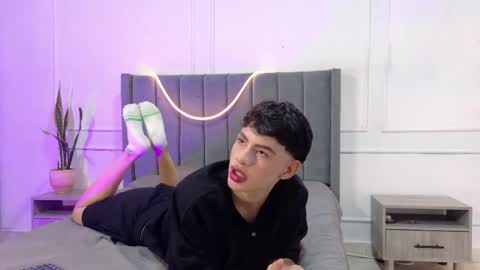 zeyn_smith online show from 05.19.26