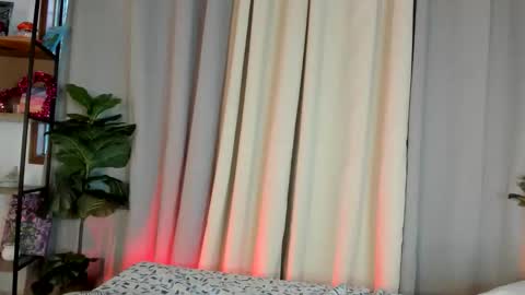 Snapshot of zhafiro_ chatting on 02.18.26 Zhafi online show from 02.18.26