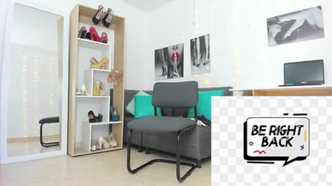 Snapshot of zhara_becherovka chatting on 12.12.24 Zhara online show from 12.12.24