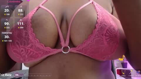 Snapshot of zhiaxzeus chatting on 11.20.25 zhia zeus online show from 11.20.25