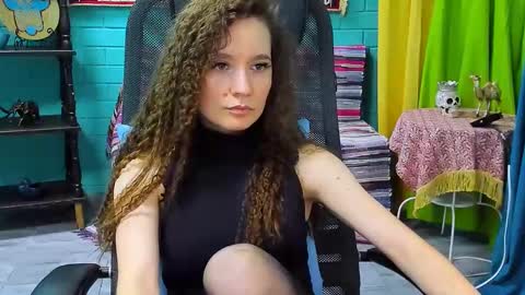 zianichols online show from 02.24.25