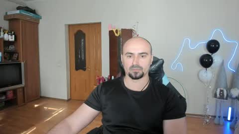 Ziesh online show from 04.30.26