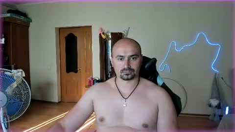 Snapshot of ziesh chatting on 06.16.26 Ziesh online show from 06.16.26