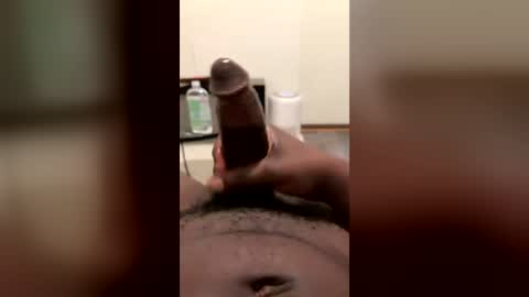 Snapshot of zinoback chatting on 07.18.26 zinoback online show from 07.18.26