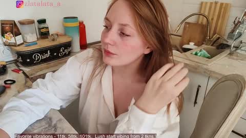 Snapshot of zlatalata chatting on 01.22.25 zlatalata online show from 01.22.25