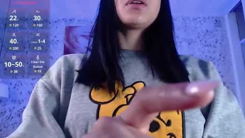 Snapshot of zoe_babygiirl chatting on 01.05.25 Salome online show from 01.05.25