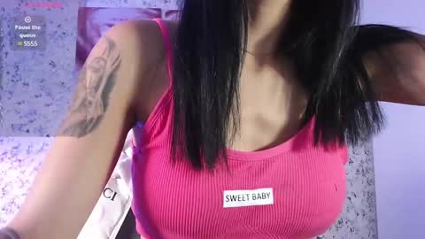 Snapshot of zoe_babygiirl chatting on 01.30.25 Salome online show from 01.30.25