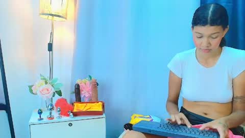 Zoe Blake online show from 05.07.26