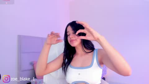 Zoe online show from 01.07.25