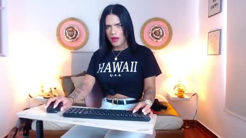 zoe_hecate online show from 04.11.26