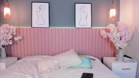 zoe_henderson online show from 03.06.26