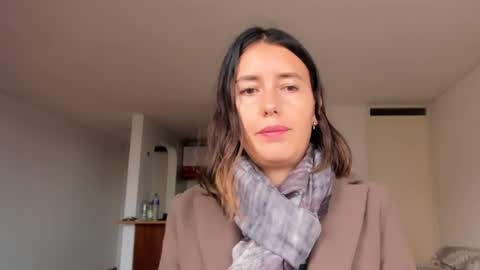 Snapshot of zoe_jeane_beker chatting on 02.10.25 ZOE online show from 02.10.25