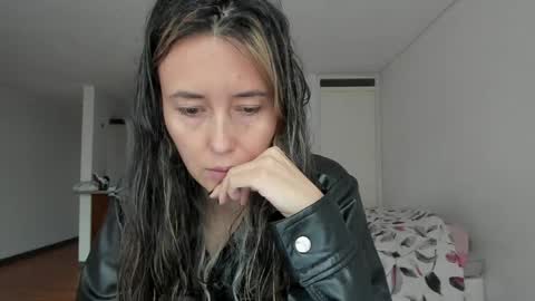 Snapshot of zoe_jeane_beker chatting on 03.30.26 ZOE online show from 03.30.26