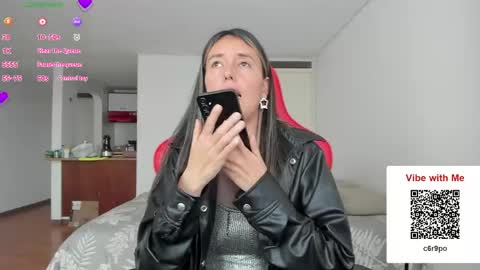 Snapshot of zoe_jeane_beker chatting on 06.04.26 ZOE online show from 06.04.26