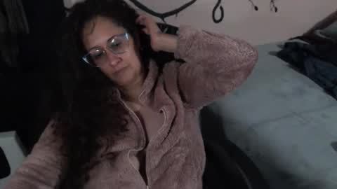 Zoe Koller online show from 04.21.26