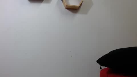 zoe_miller69 online show from 10.20.25