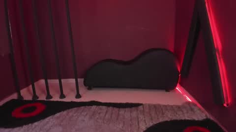 Snapshot of zoe_roux210949 chatting on 03.12.25 Zoe online show from 03.12.25