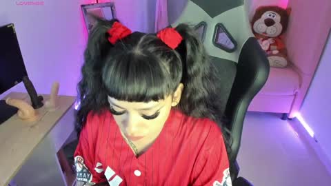 Snapshot of zoe_sullivan_ chatting on 01.31.25 zoe_sullivan_ online show from 01.31.25