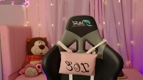 zoe_sullivan_ online show from 05.15.26