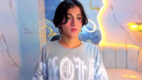 Zoe online show from 12.20.25