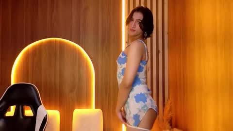 Zoe online show from 02.05.26