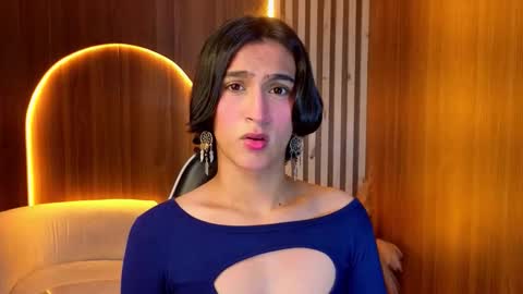 Zoe online show from 02.12.26