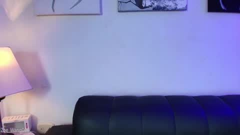 Zoe online show from 10.04.25