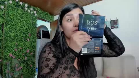 Zoe online show from 10.19.25