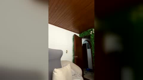 Zoe online show from 01.16.26