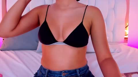 Zoe And Ethan online show from 10.03.25