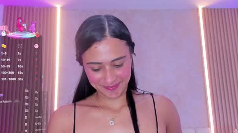 Snapshot of zoebarlowe chatting on 10.18.25 zoebarlowe online show from 10.18.25