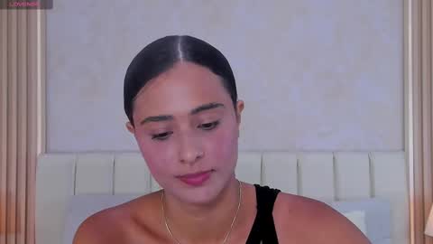 Snapshot of zoebarlowe chatting on 11.02.25 zoebarlowe online show from 11.02.25