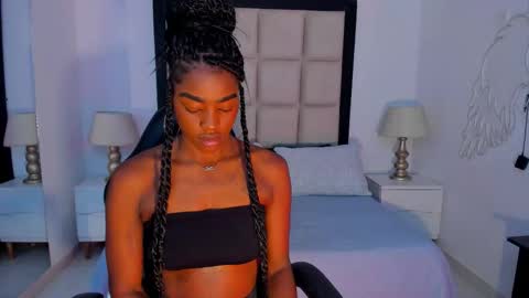 Snapshot of zoecarrter chatting on 09.16.25 Zoecarrter online show from 09.16.25