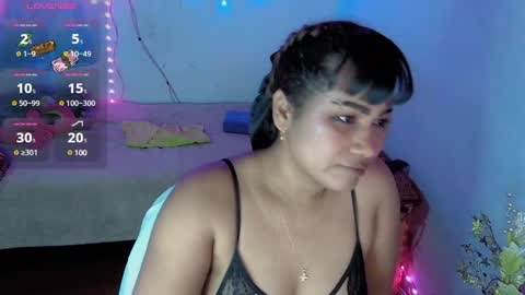 Snapshot of zoedirty chatting on 01.19.25 kyara derika online show from 01.19.25