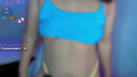 Snapshot of zoedirty chatting on 03.01.25 kyara derika online show from 03.01.25