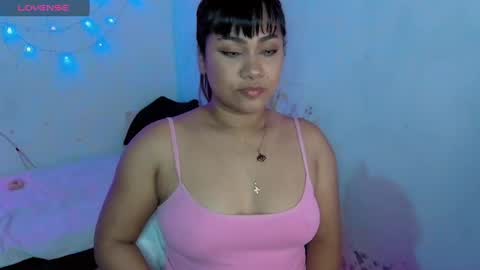 Snapshot of zoedirty chatting on 03.09.25 kyara derika online show from 03.09.25