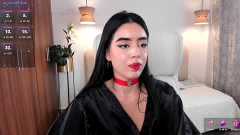  zoee jackson online show from 01.08.25