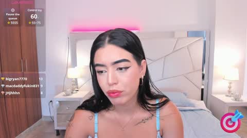  zoee jackson online show from 02.08.25